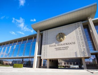 Лукашенко одобрил поправки в договор об ответственности за нарушения таможенного законодательства ТС