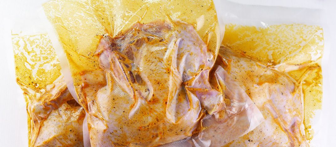 Заготовки из курицы: окорочка в соусе