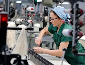 Проект по профилактике заболеваний у женщин реализуют на промпредприятиях Беларуси