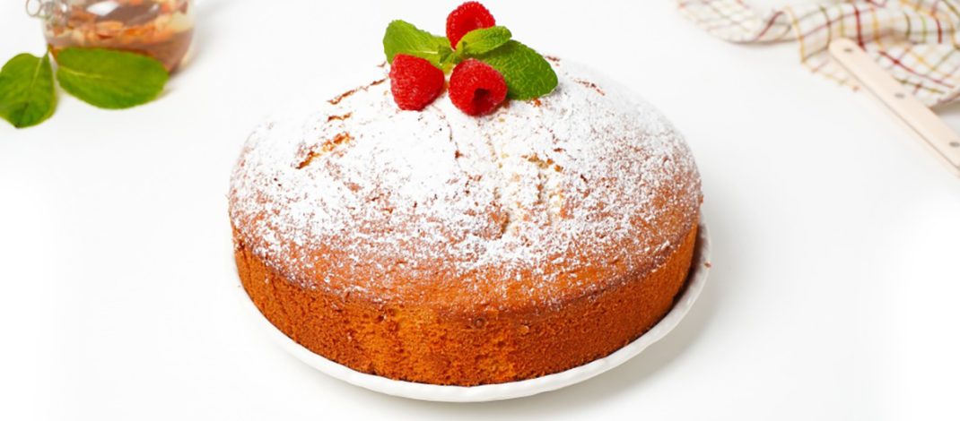 Молочный пирог на горячем молоке