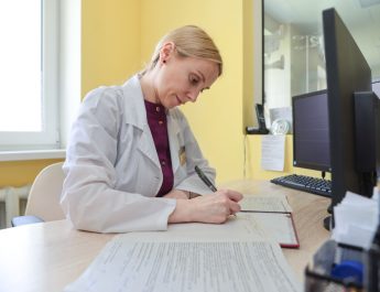 В Беларуси начинается выдача договоров о целевой подготовке специалистов с высшим медобразованием