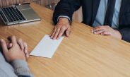 Пресечена очередная схема выплаты заработной платы «в конвертах»