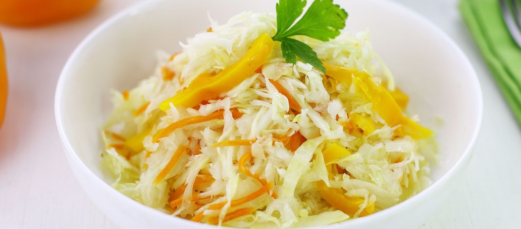 Маринованная капуста с болгарским перцем