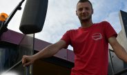 В сезон жатвы он добился максимального намолота зерна