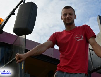 В сезон жатвы он добился максимального намолота зерна