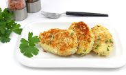 Капустные котлеты на сковороде: с манкой и хрустящей панировкой