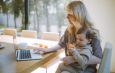Работающим родителям в Беларуси положены дополнительные выходные и выплаты. Кто может их получить?