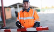 В его руках — километры безопасности и комфорта