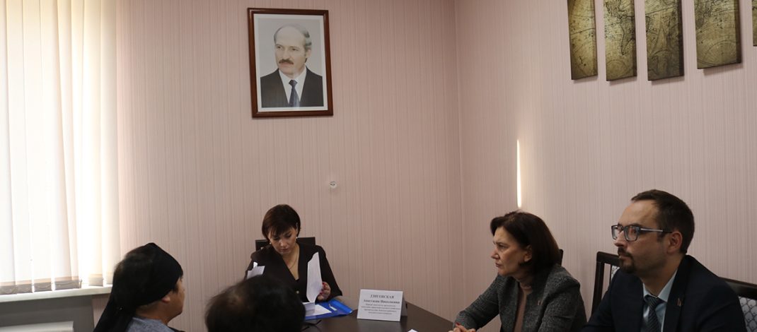 Выслушать и помочь